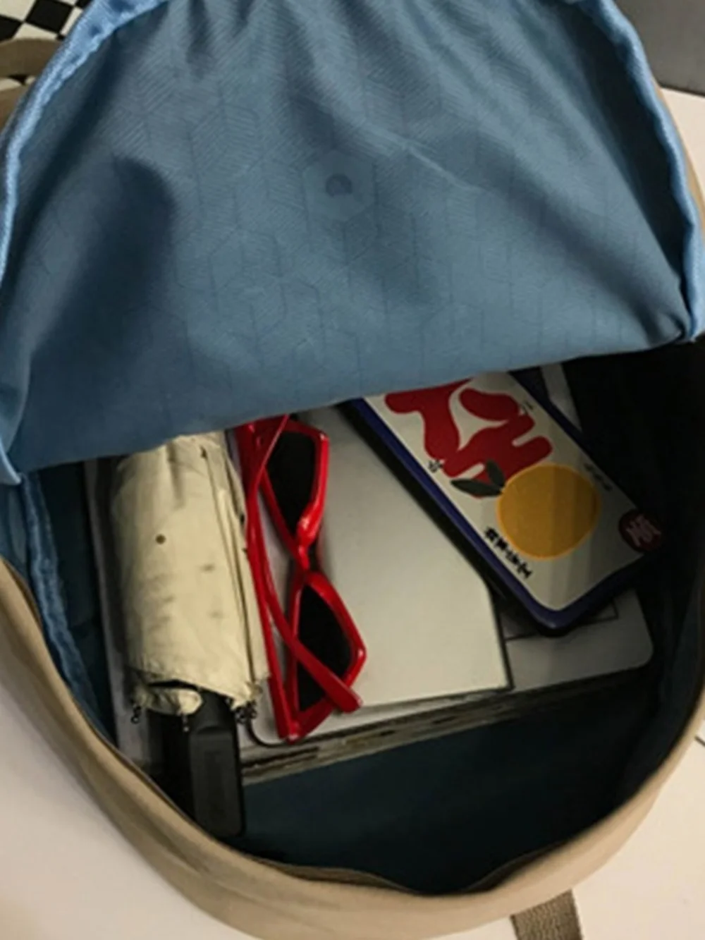 Classic Men's Casual Backpack in Khaki